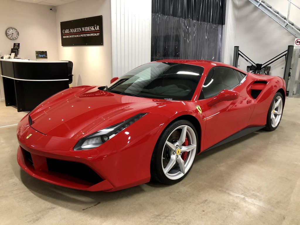 cmw_ferrari488gtb_fram-min